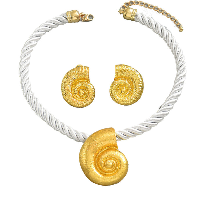 European American Cross-border Women Jewelry Set, Bold Geometric Conch Pendant Necklace & Matching Earrings, Trendy Versatile Daily Neck Ear Accessories