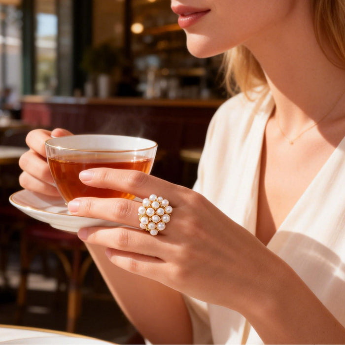 Womens French-style Hollowed-Out Pearl Ring