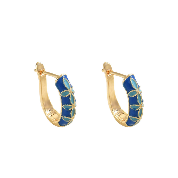 Ins Minimal Retro Literary Women Huggie Earrings, Court Elegant Niche Oil Wiped Four-Leaf Clover Floral Design, Premium Versatile Daily Ear Jewelry