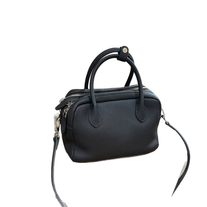 First-layer Cowhide Boston Bowling Bag Exuding A Sense Of Luxury