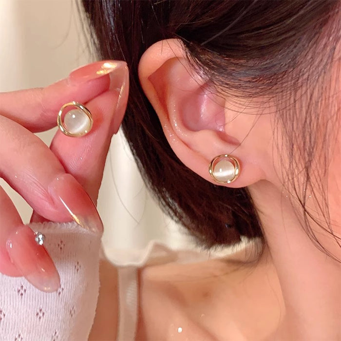 Deluxe S925 Silver Pearl Stud Earrings For Women High Sense Elegant Niche Design Jewelry